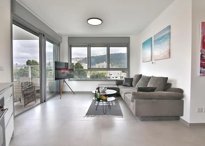 Luxury Apartment On The Beach